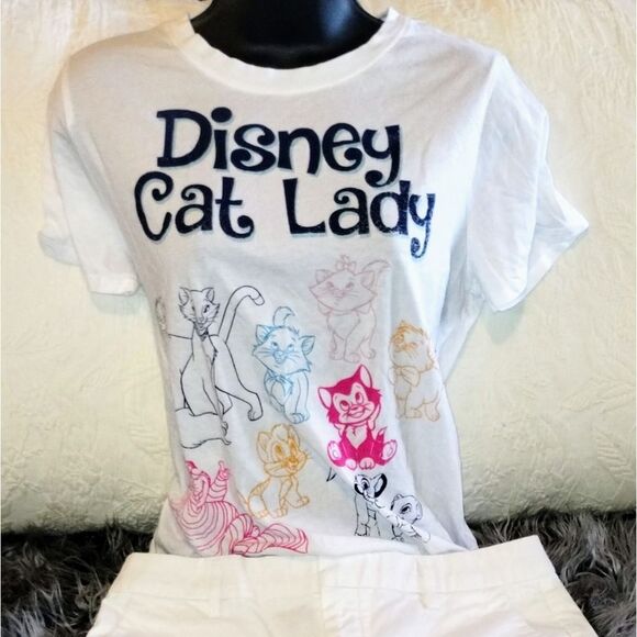 Adorable "Rare"Disney Cat Lady white classic tee - Picture 1 of 7